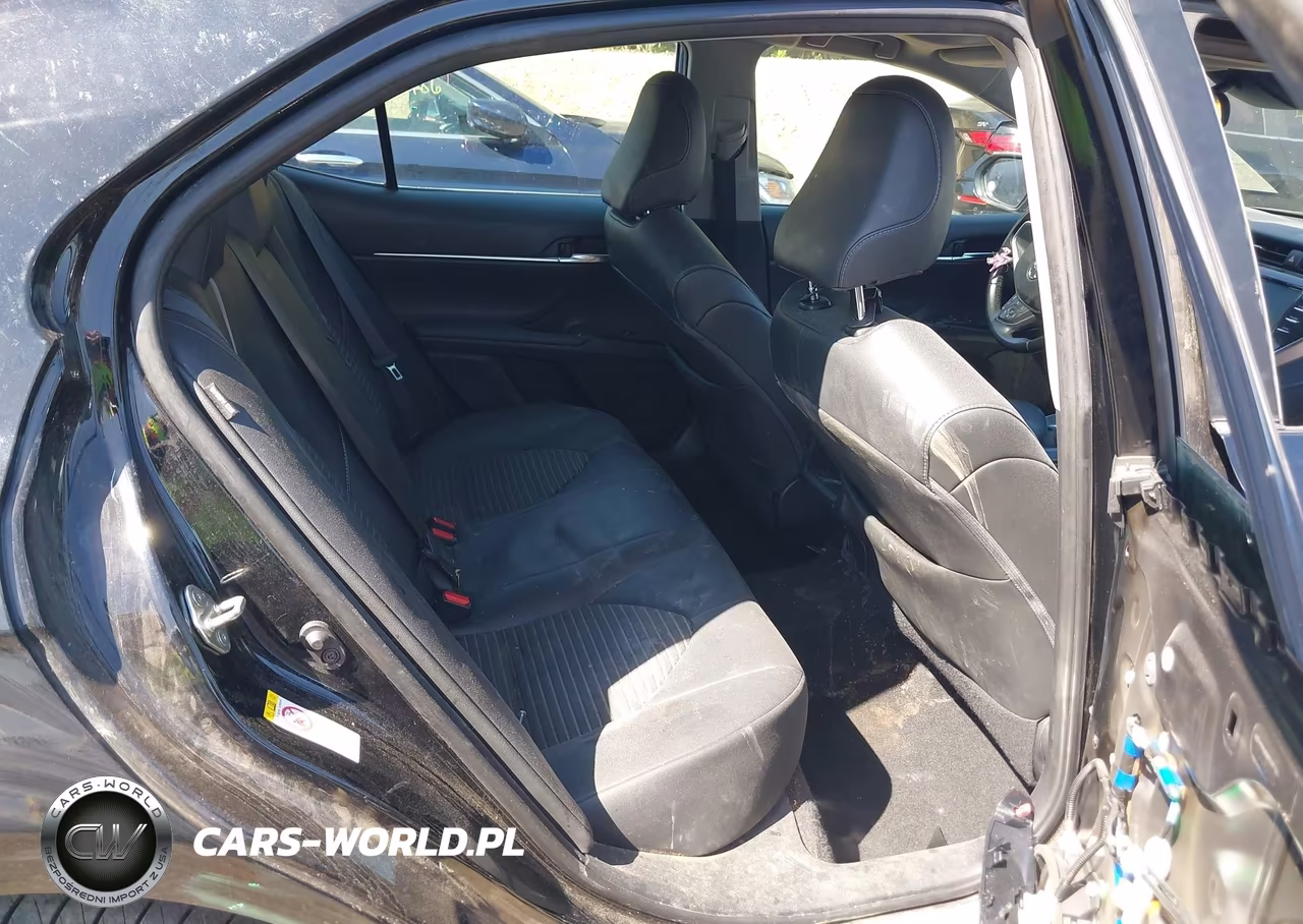 2018 Toyota Camry Se VIN:4T1B11HK9JU042156 - 8