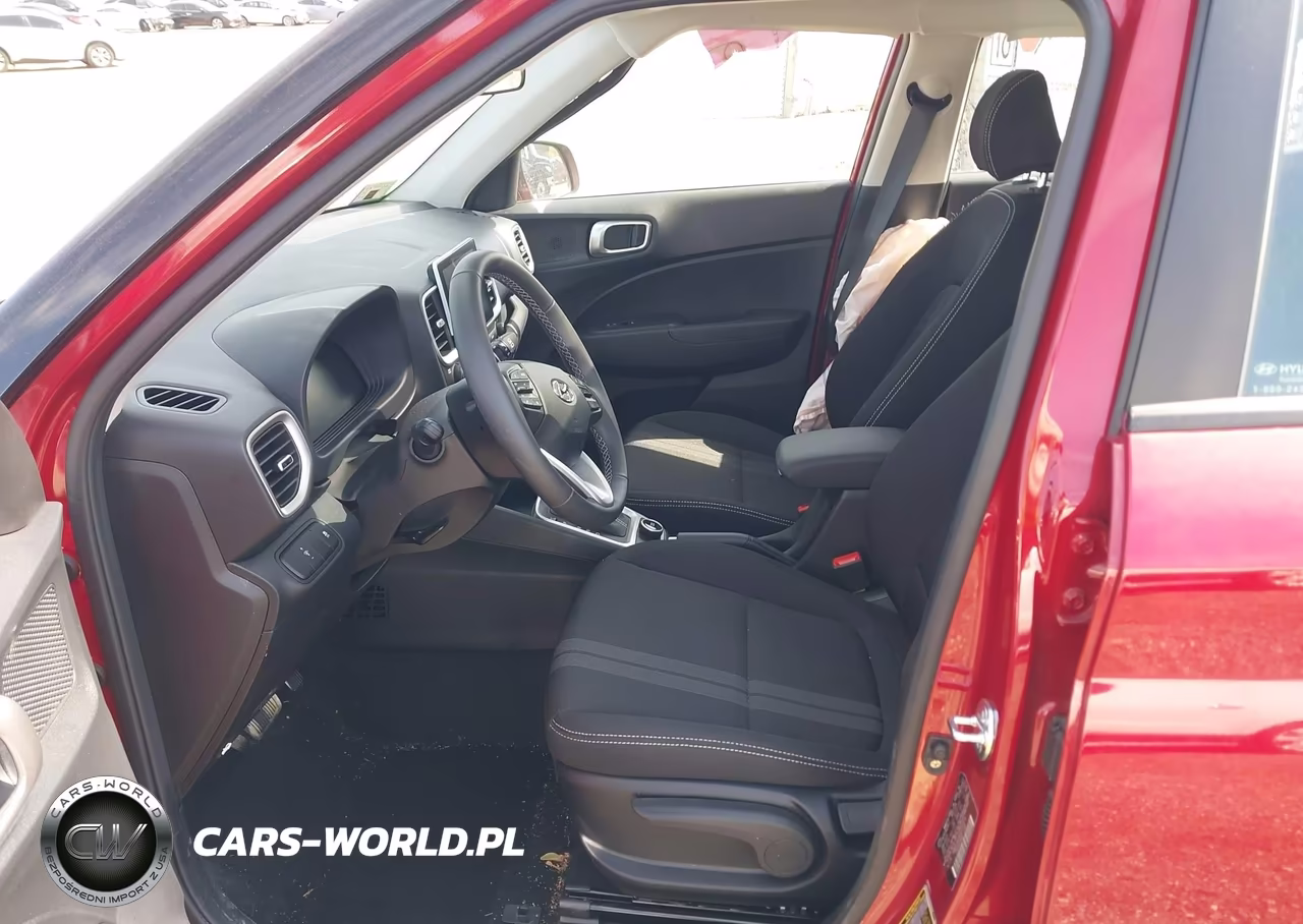 2025 Hyundai Venue Sel VIN:KMHRC8A34SU372678 - 5