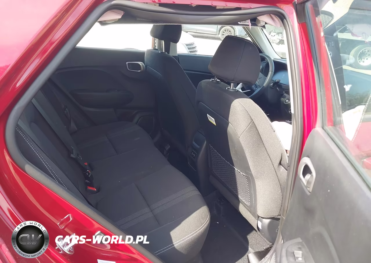 2025 Hyundai Venue Sel VIN:KMHRC8A34SU372678 - 8