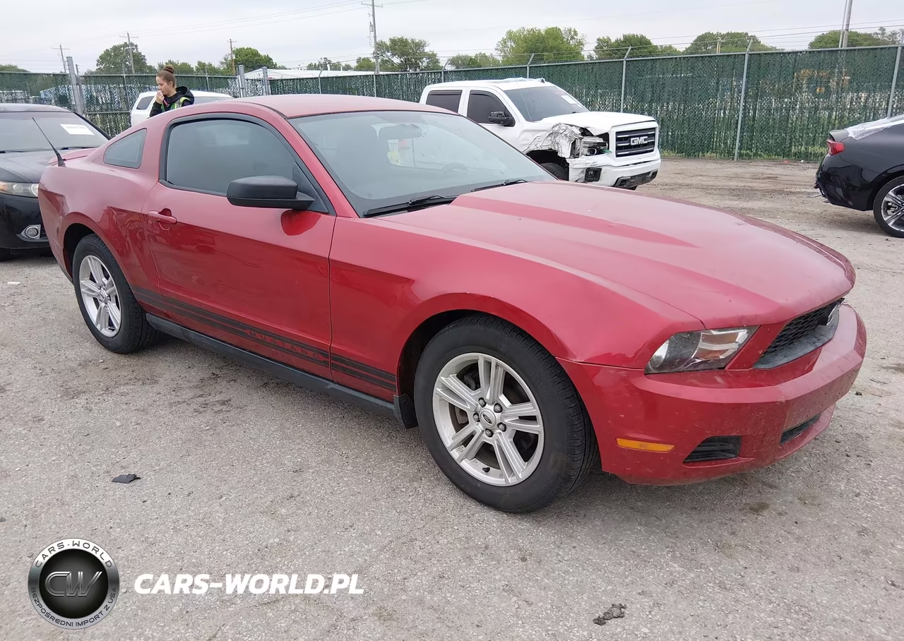 2011 Ford Mustang V6