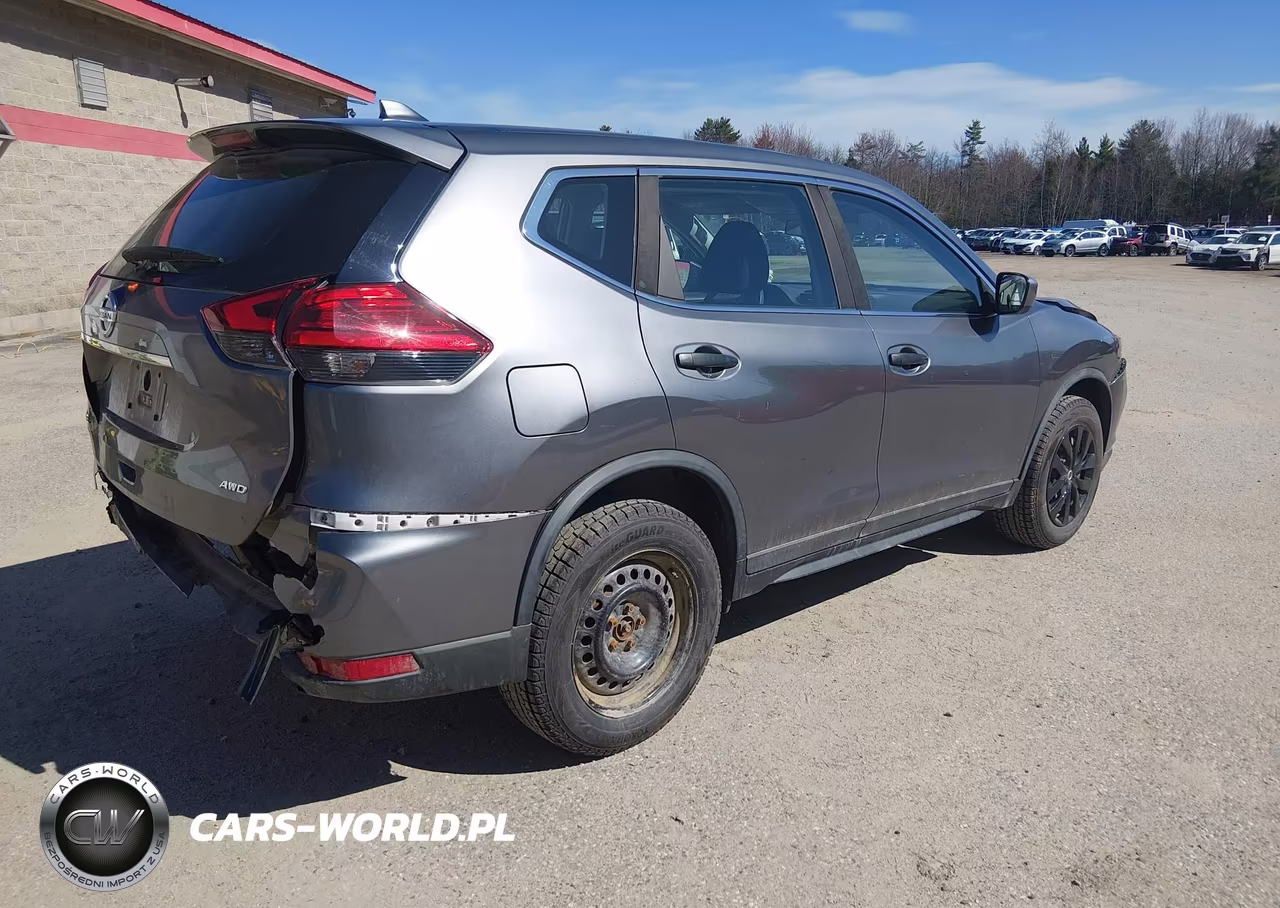 2017 Nissan Rogue S VIN:KNMAT2MV2HP614144 - 4