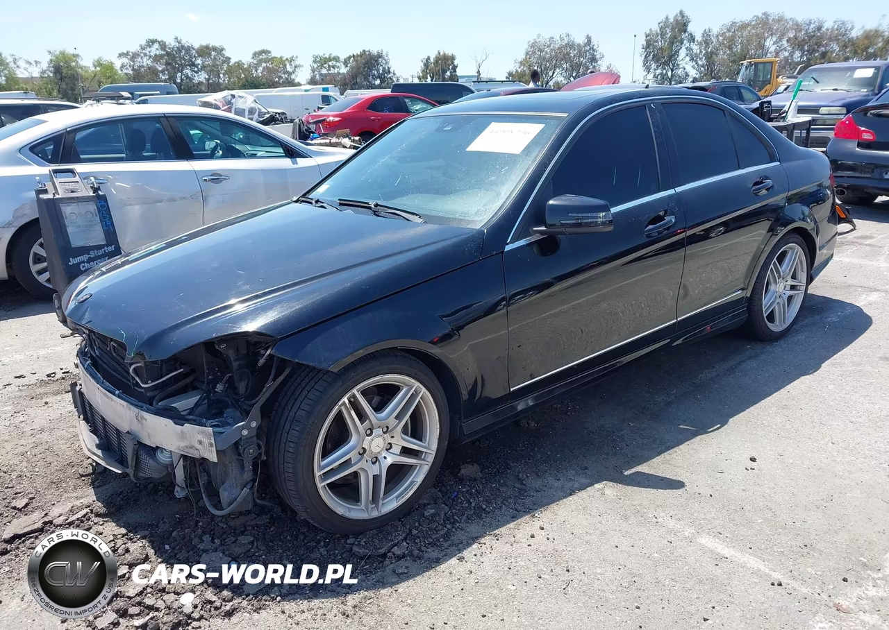 2013 Mercedes-Benz C 250 Sport VIN:WDDGF4HB6DA782272 - 2