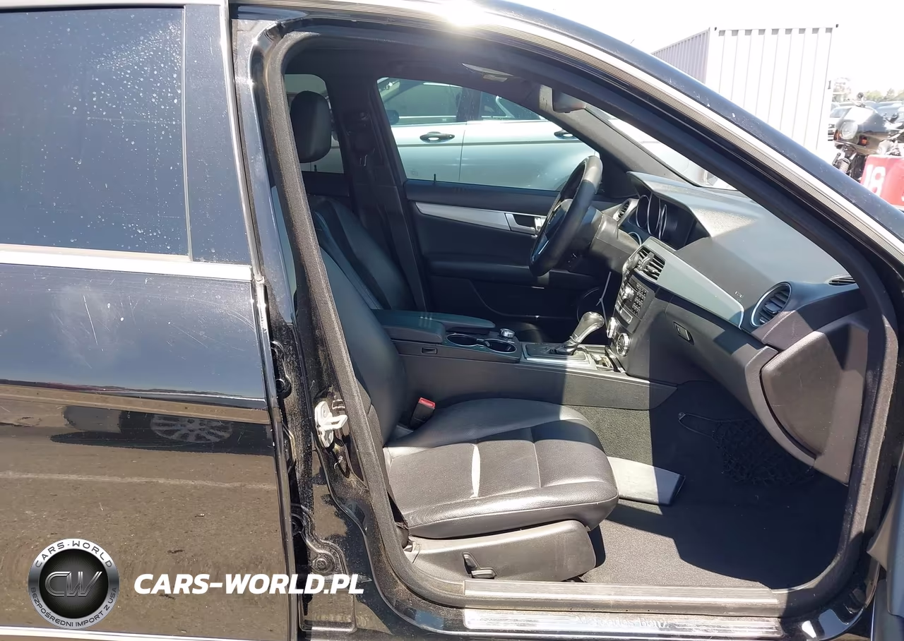 2013 Mercedes-Benz C 250 Sport VIN:WDDGF4HB6DA782272 - 5