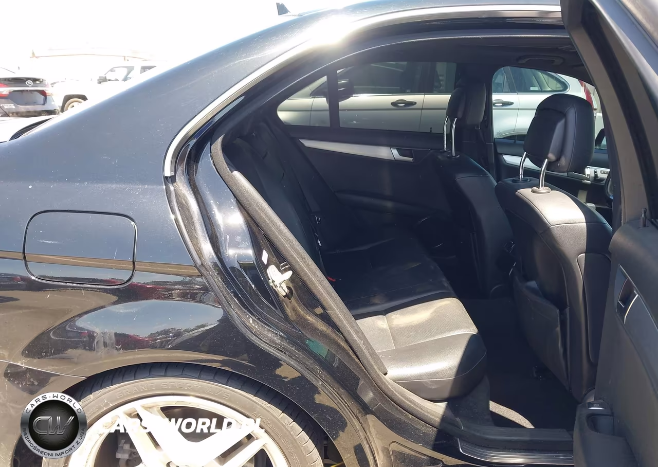 2013 Mercedes-Benz C 250 Sport VIN:WDDGF4HB6DA782272 - 8