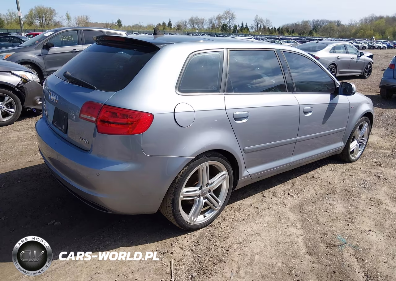 2011 Audi A3 2.0T Premium VIN:WAUKFAFM9BA013783 - 4