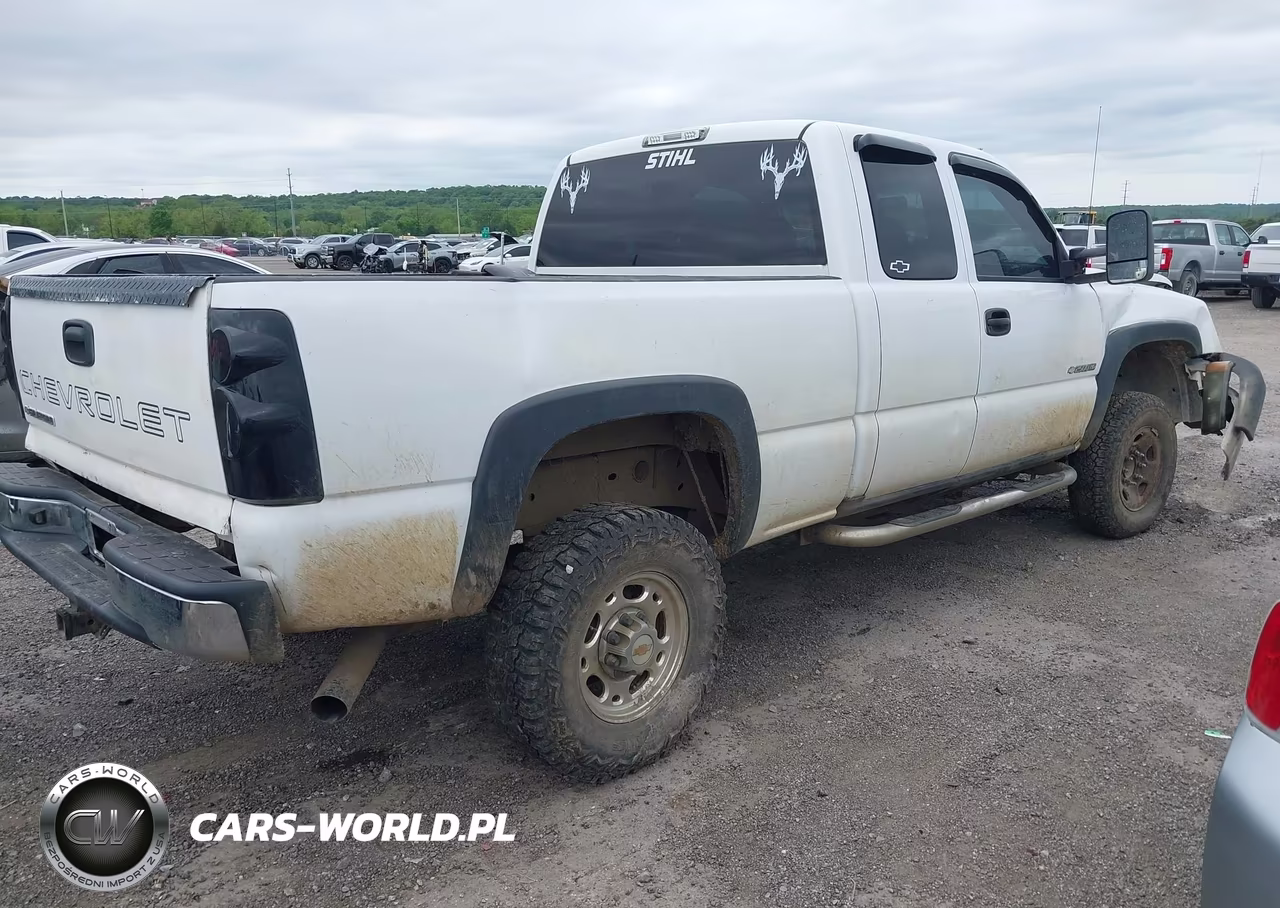 2004 CHEVROLET SILVERADO C2500 HEAVY DUTY VIN:1GCHC29UX4E333682 - 4