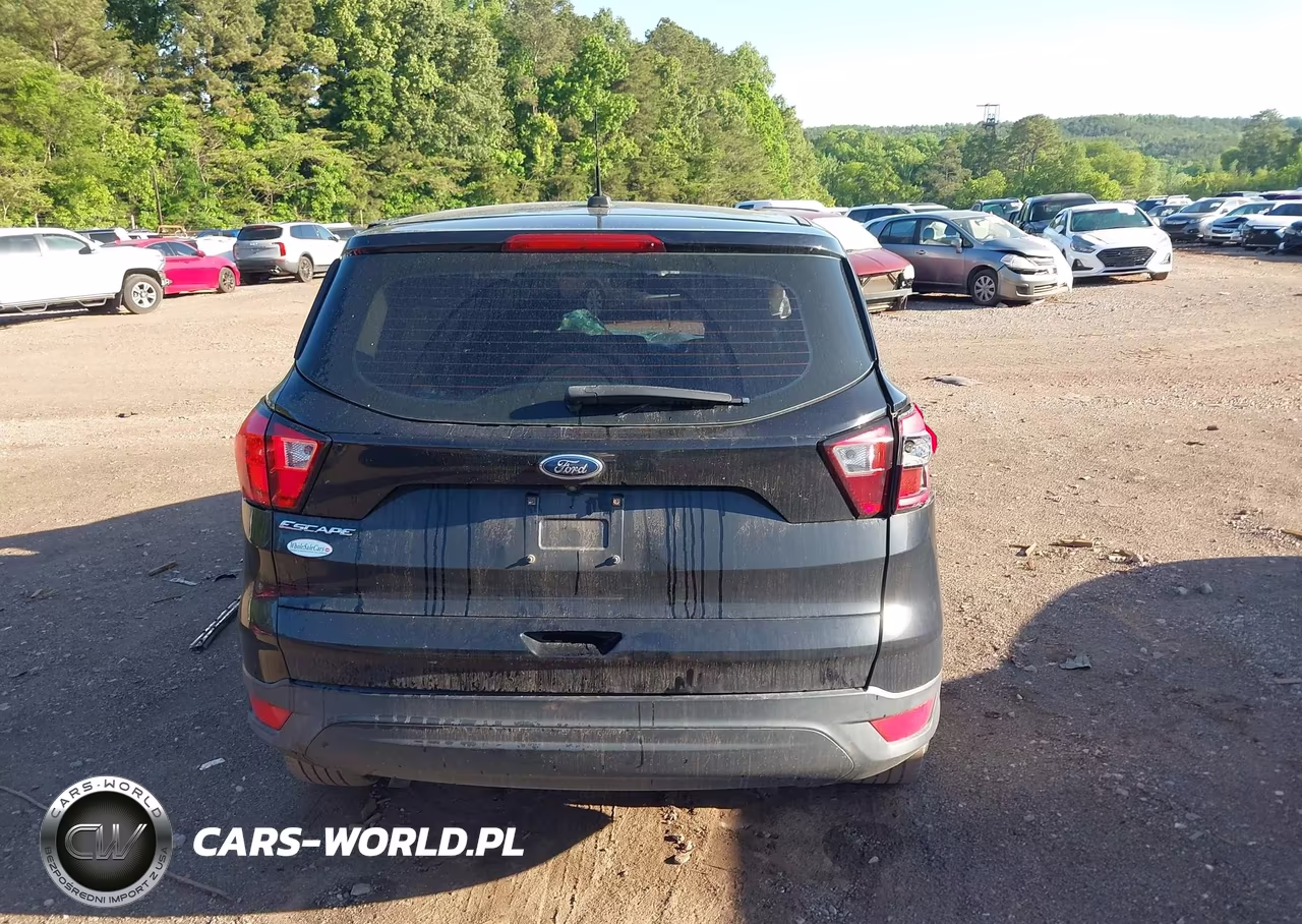 2019 Ford Escape S VIN:1FMCU0F71KUA88635 - 17