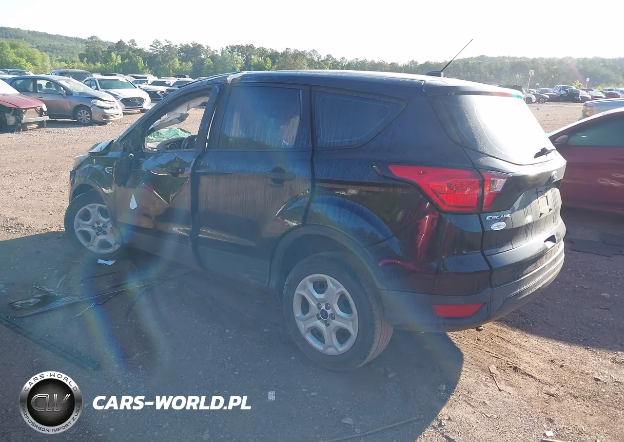 2019 Ford Escape S VIN:1FMCU0F71KUA88635 - 3