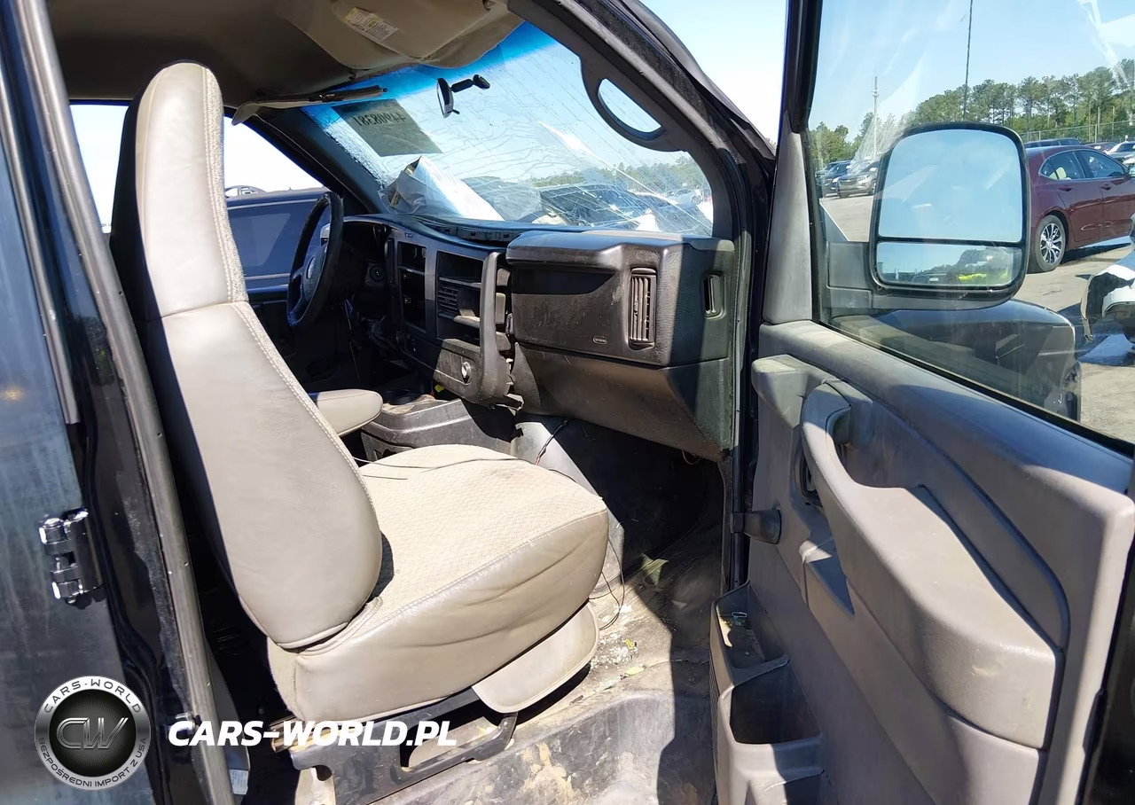 2009 Chevrolet Express 2500 Work Van VIN:1GCGG25CX91177235 - 5