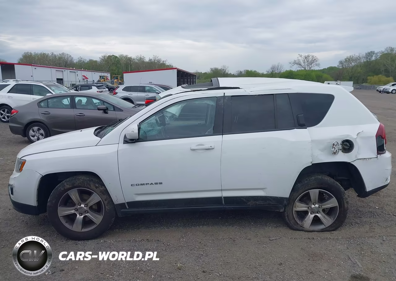 2017 Jeep Compass High Altitude 4X4 VIN:1C4NJDEB2HD175651 - 14