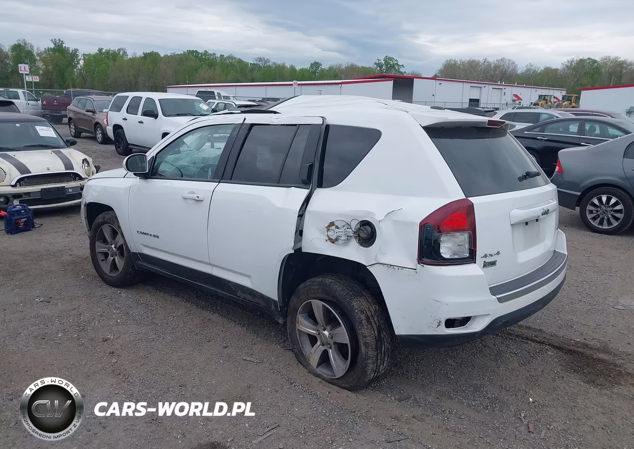 2017 Jeep Compass High Altitude 4X4 VIN:1C4NJDEB2HD175651 - 3