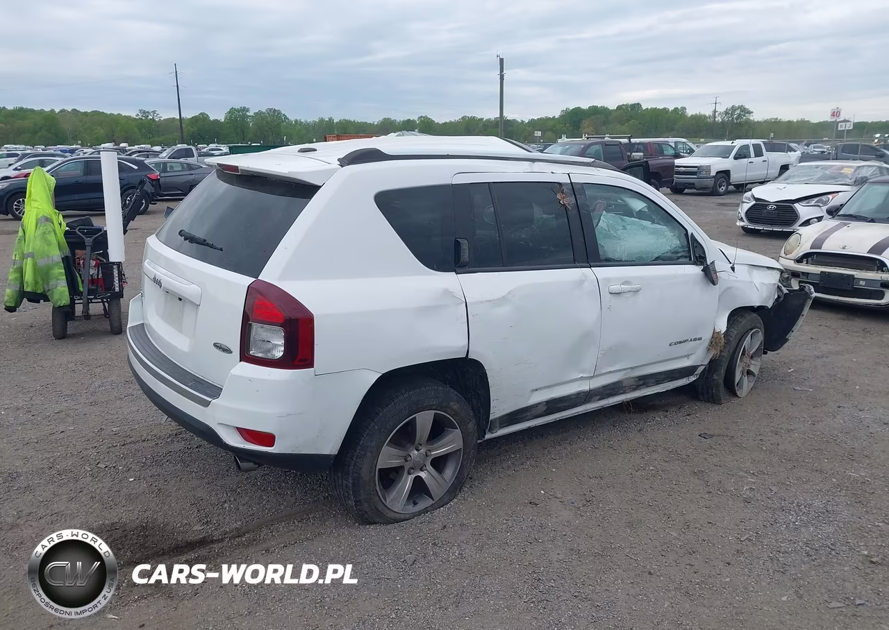 2017 Jeep Compass High Altitude 4X4 VIN:1C4NJDEB2HD175651 - 4