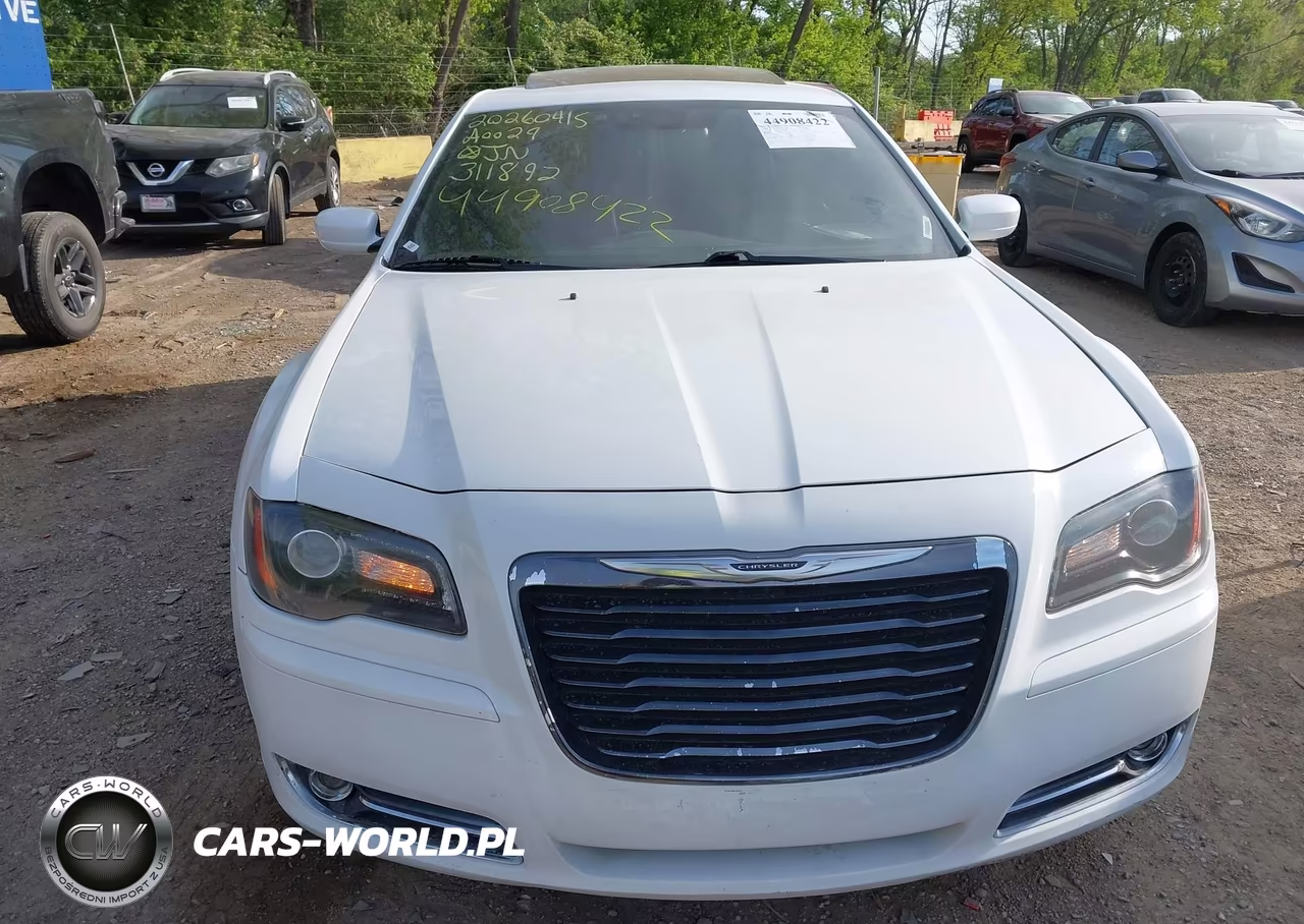 2014 Chrysler 300 VIN:2C3CCAGGXEH311892 - 12
