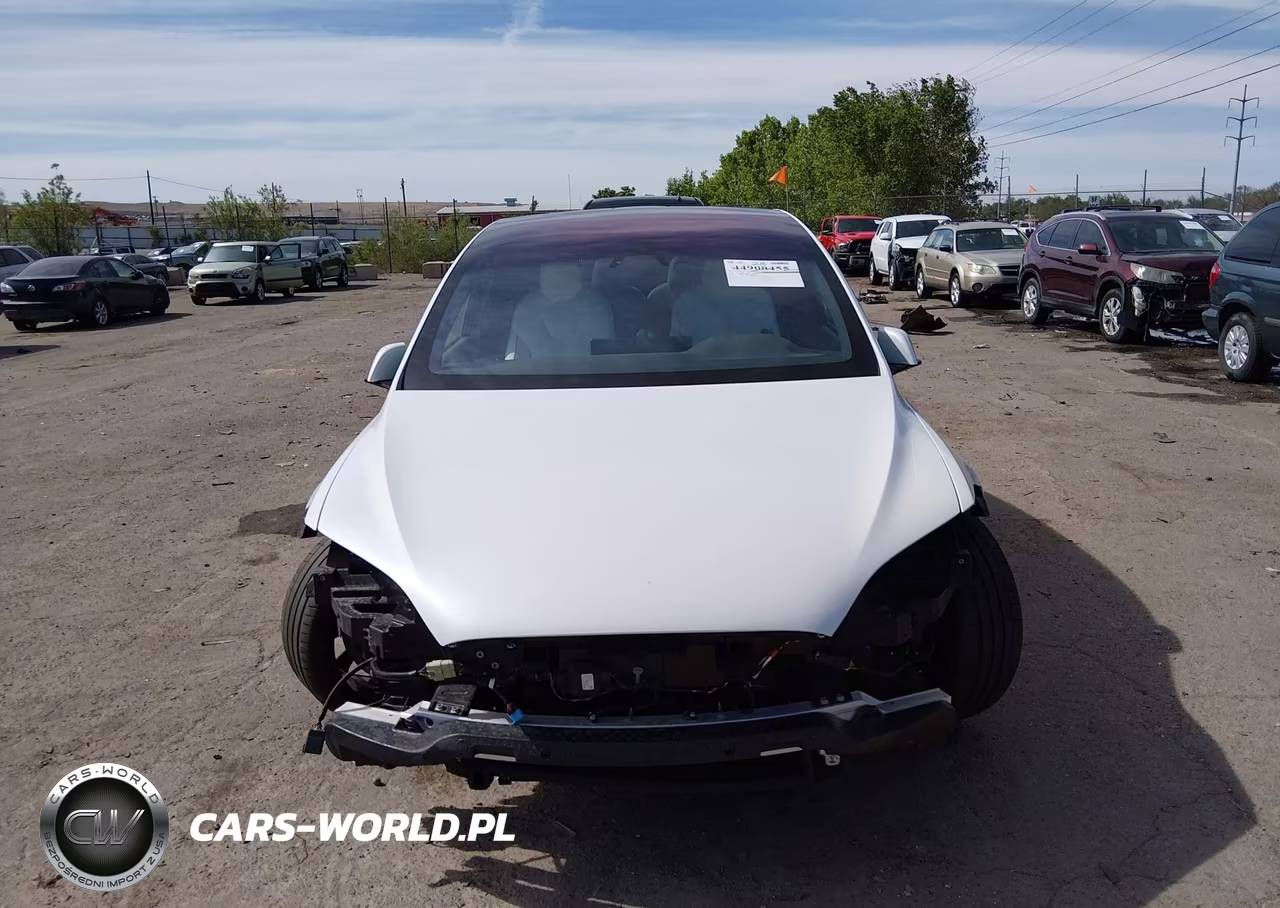 2025 Tesla Model X Plaid VIN:7SAXCBE64SF469811 - 12
