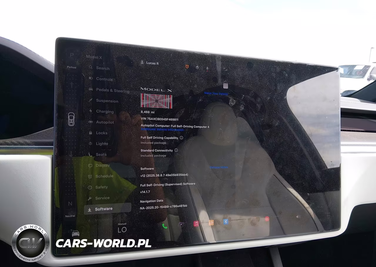 2025 Tesla Model X Plaid VIN:7SAXCBE64SF469811 - 18
