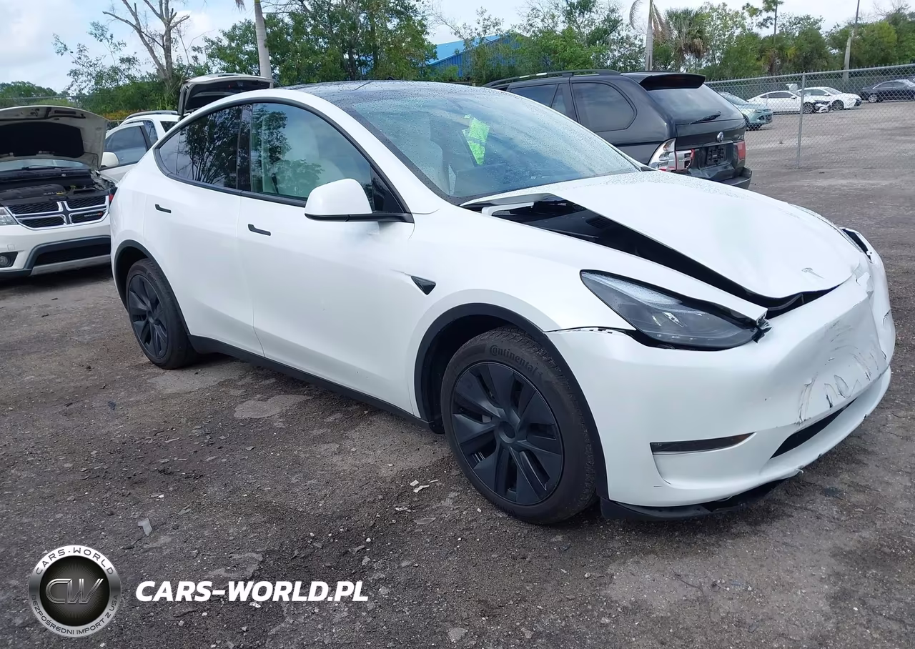 2024 Tesla Model Y Long Range Dual Motor All-Wheel Drive