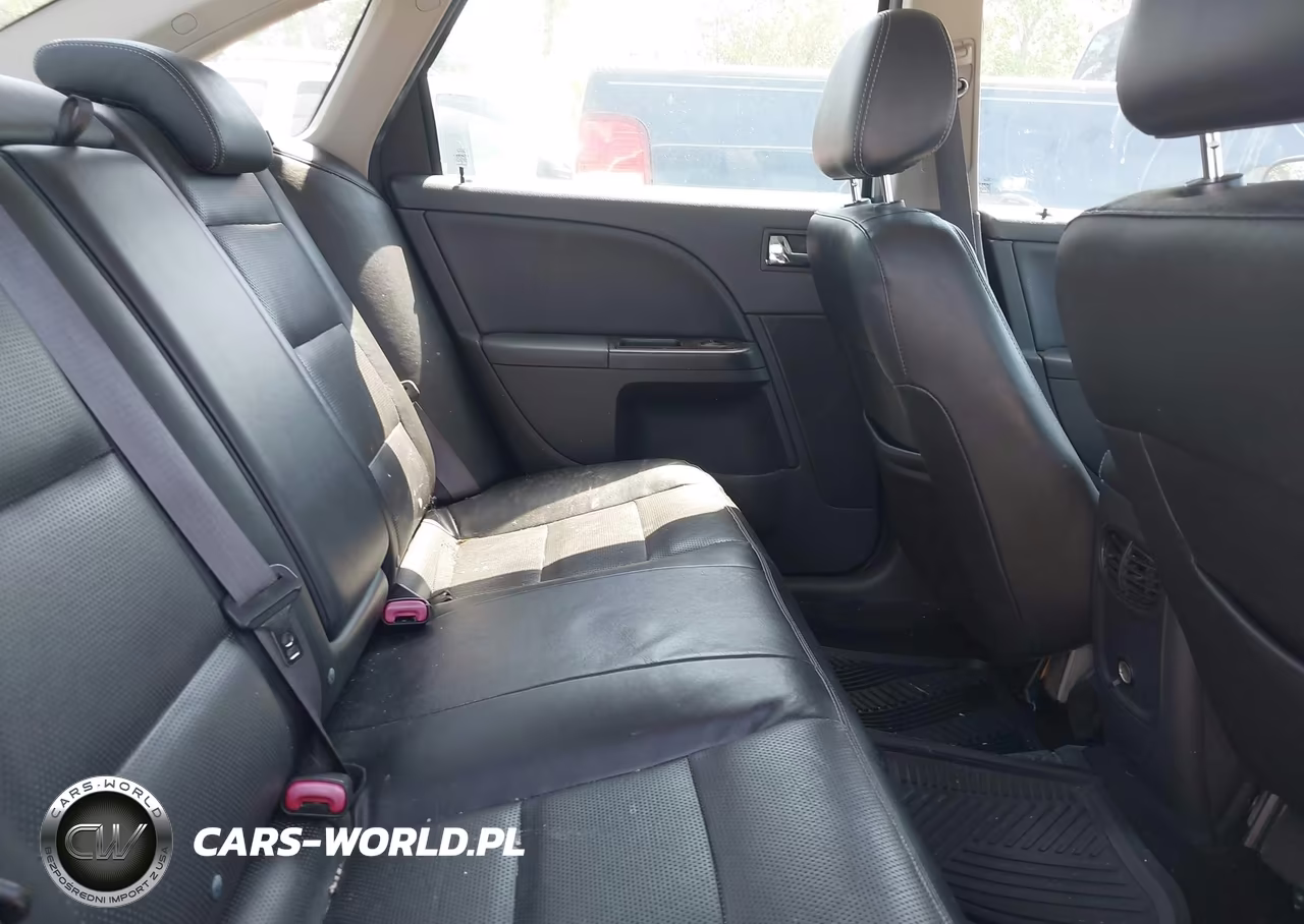 2008 Ford Taurus Limited VIN:1FAHP25W28G107115 - 8
