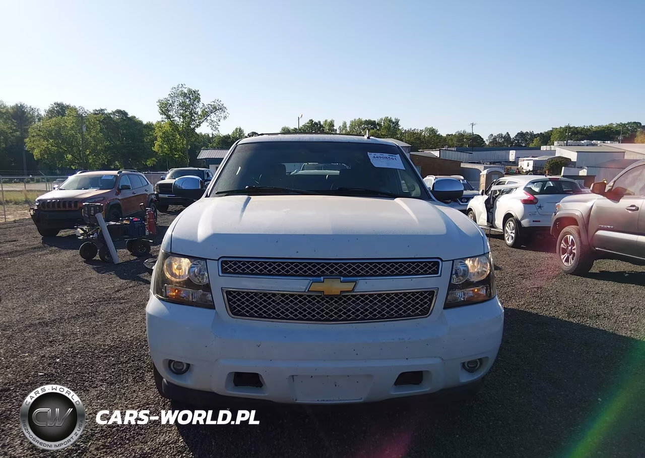 2007 Chevrolet Tahoe Ltz VIN:1GNFC13067R425805 - 12