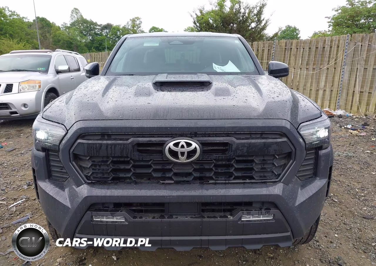 2025 Toyota Tacoma Trd Sport VIN:3TMLB5JN4SM143631 - 13