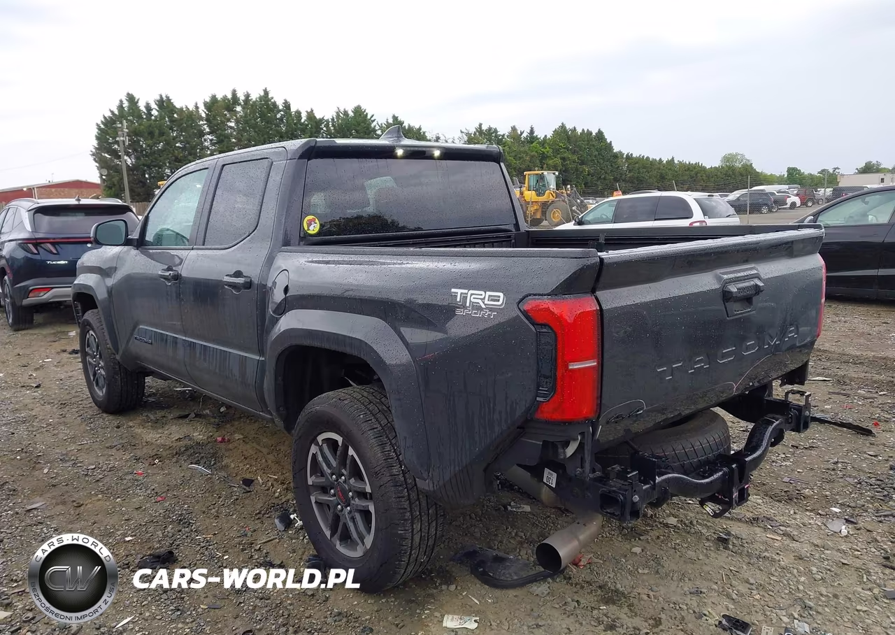 2025 Toyota Tacoma Trd Sport VIN:3TMLB5JN4SM143631 - 3