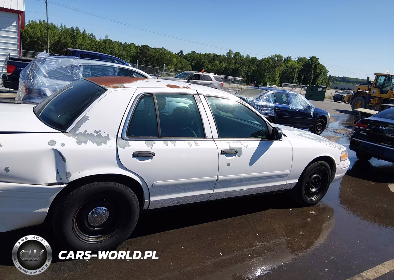 2007 Ford Crown Victoria Police-Police Interceptor VIN:2FAFP71W37X133385 - 13
