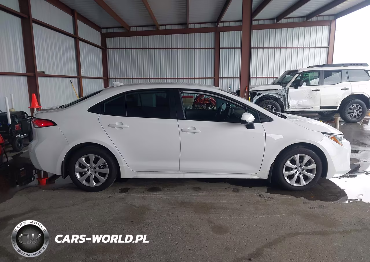 2026 Toyota Corolla Le VIN:5YFB4MDE7TP370592 - 13