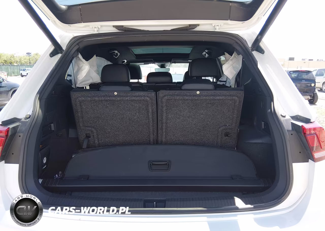 2020 Volkswagen Tiguan 2.0T Sel Premium R-Line VIN:3VV4B7AX2LM034461 - 16