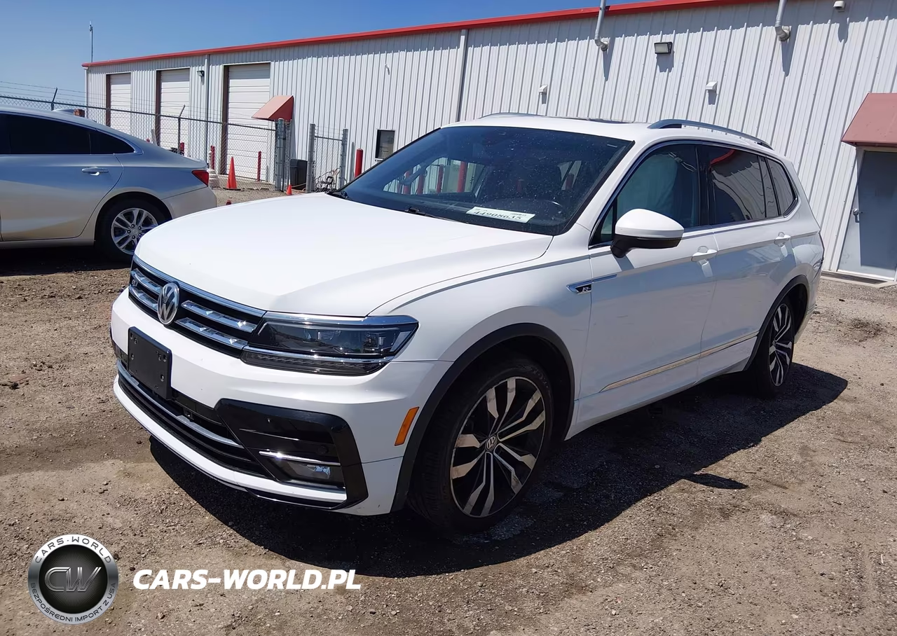 2020 Volkswagen Tiguan 2.0T Sel Premium R-Line VIN:3VV4B7AX2LM034461 - 2