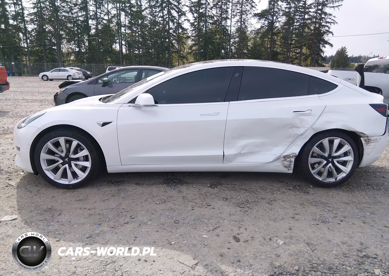 2018 Tesla Model 3 Long Range-Mid Range VIN:5YJ3E1EA6JF126582 - 14