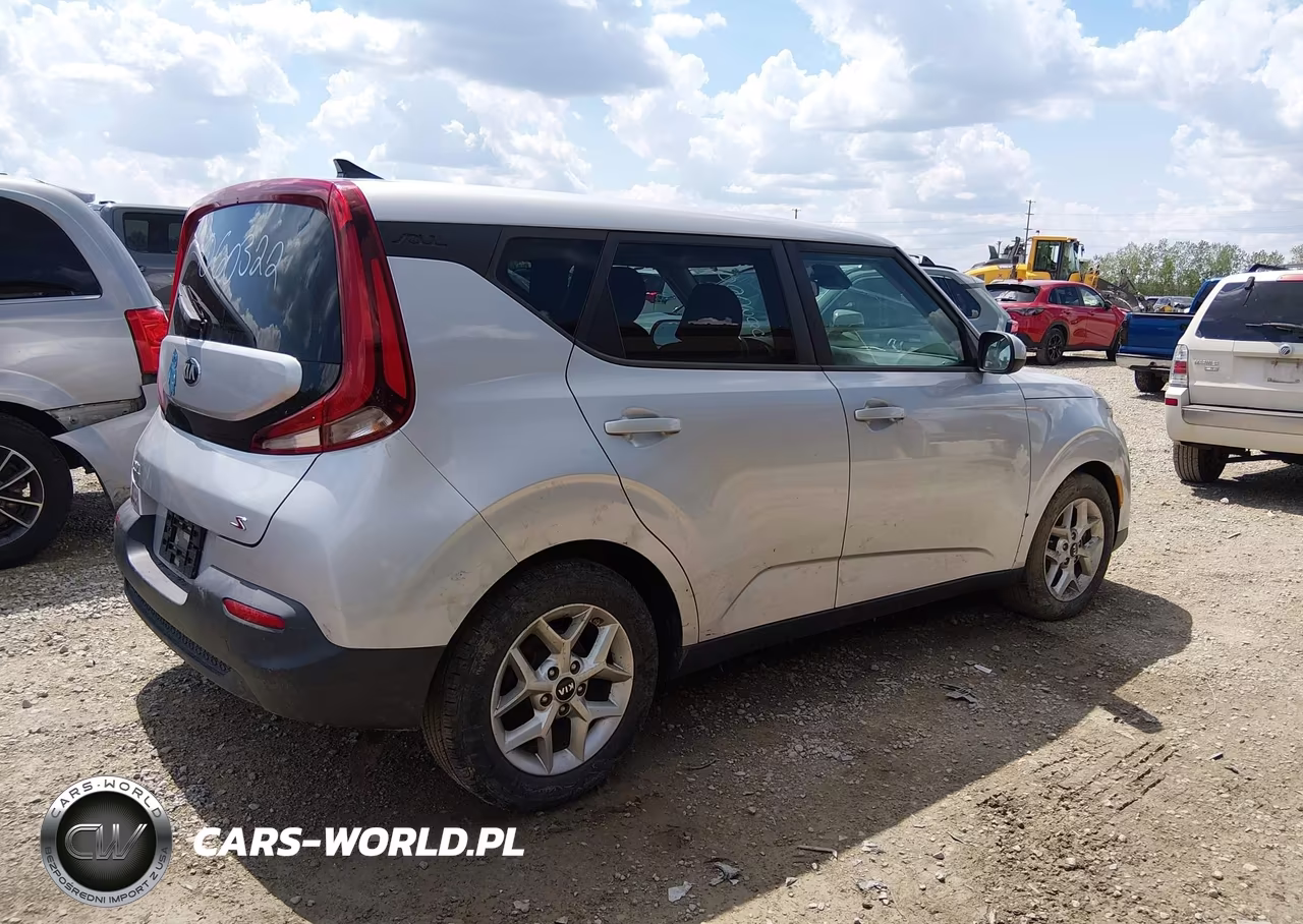 2020 Kia Soul S VIN:KNDJ23AU5L7060322 - 4