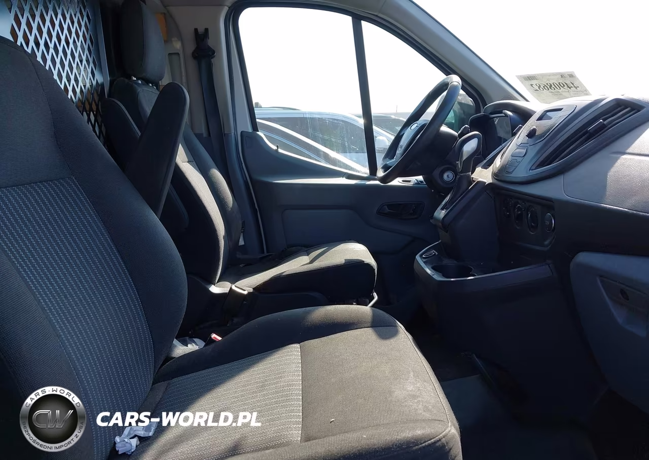 2019 Ford Transit-250 VIN:1FTYR1YM6KKA55677 - 5