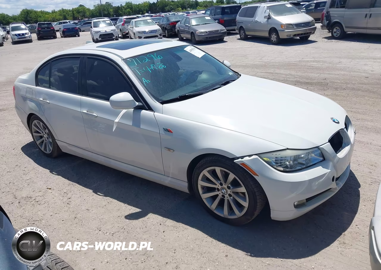 2011 BMW 328I – zdjęcie 1 z 11