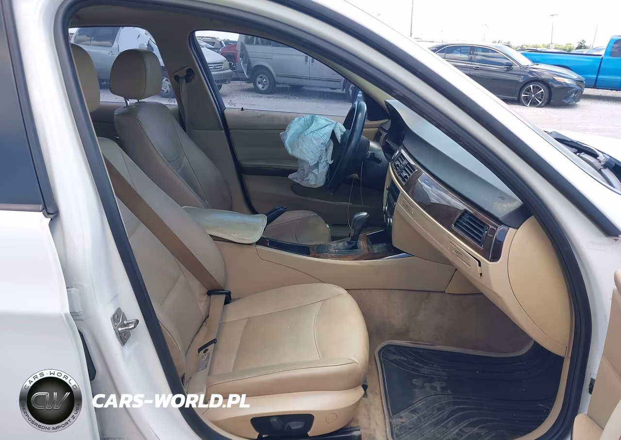 2011 BMW 328I VIN:WBAPH7C57BE460928 - 5