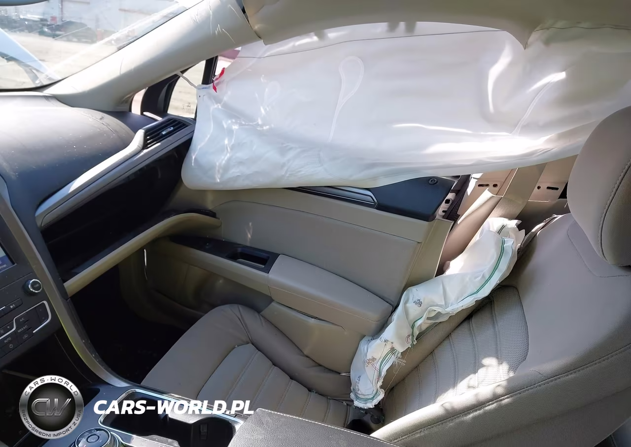 2020 Ford Fusion Se VIN:3FA6P0HD6LR110459 - 5