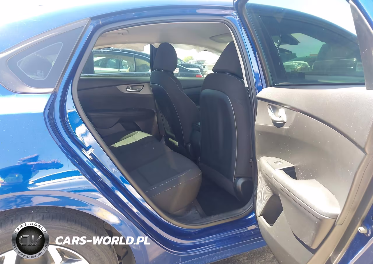 2020 Kia Forte Lxs VIN:3KPF24ADXLE243730 - 8