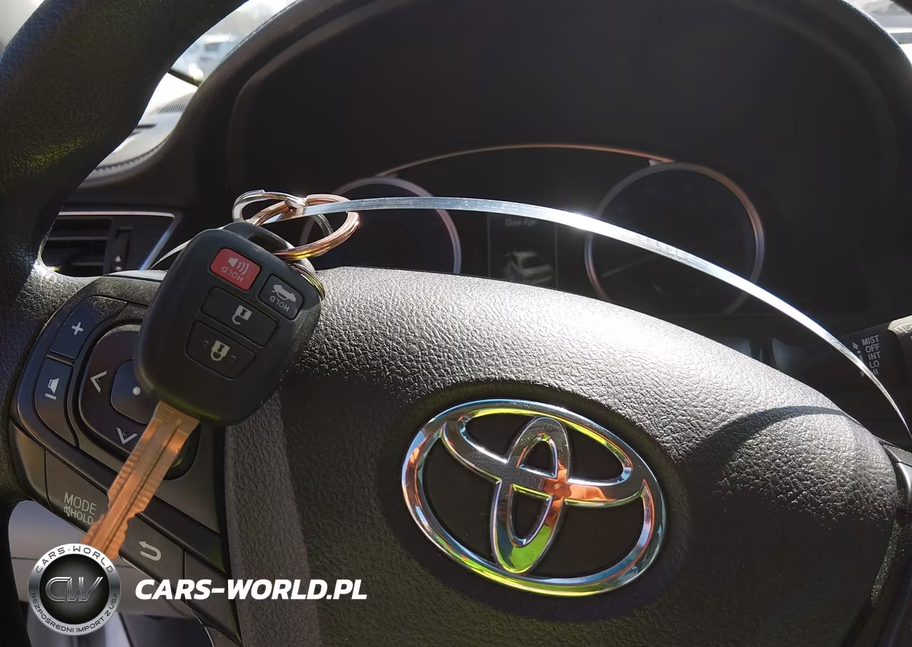 2017 Toyota Camry Le VIN:4T1BF1FK1HU328131 - 11