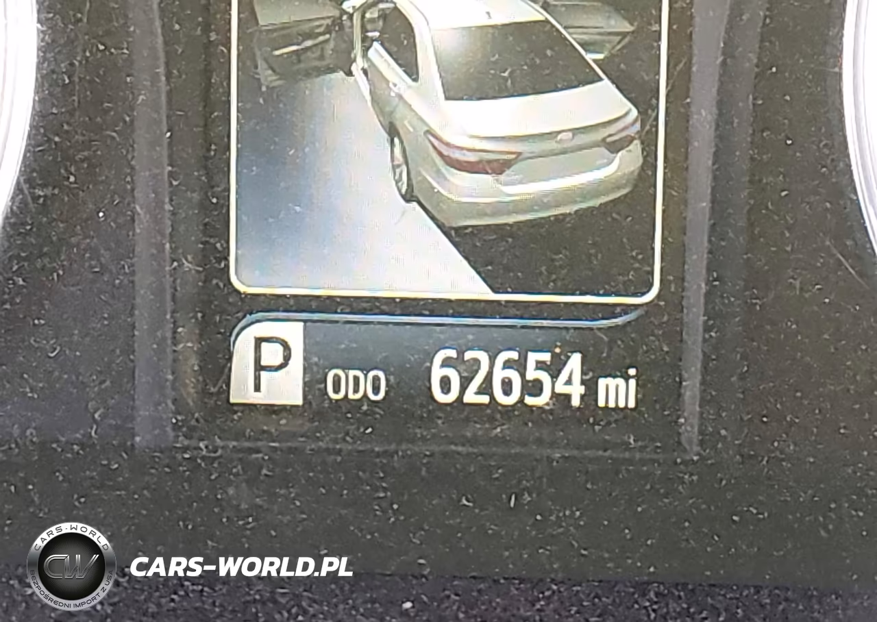 2017 Toyota Camry Le VIN:4T1BF1FK1HU328131 - 16