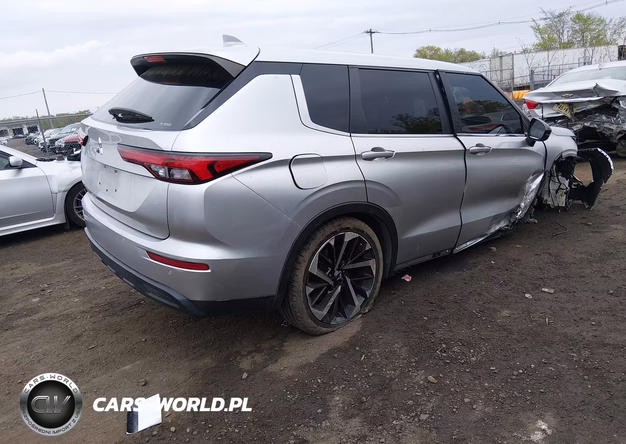 2022 Mitsubishi Outlander Es 2.5 S-Awc VIN:JA4J4TA88NZ028723 - 4