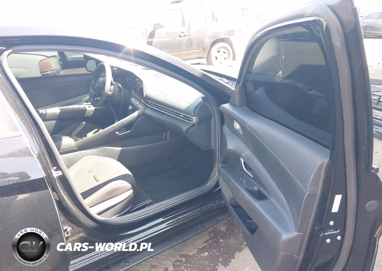 2024 Hyundai Elantra Sel VIN:KMHLM4DGXRU778100 - 5