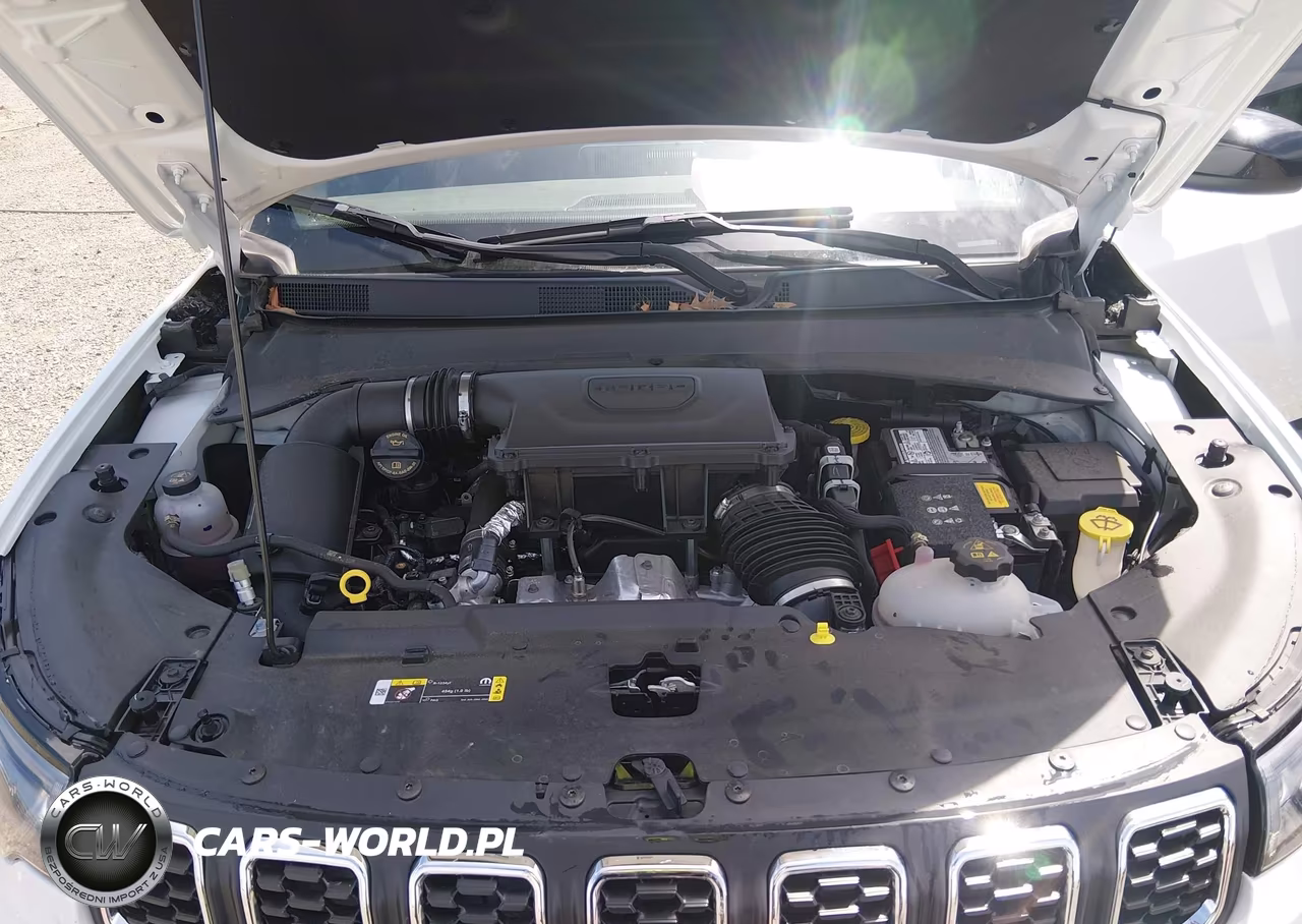 2025 Jeep Compass Latitude 4X4 VIN:3C4NJDBN1ST580321 - 10