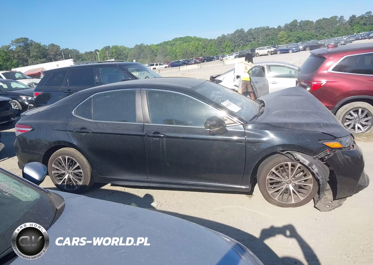 2020 Toyota Camry Se VIN:4T1M11AKXLU986523 - 13