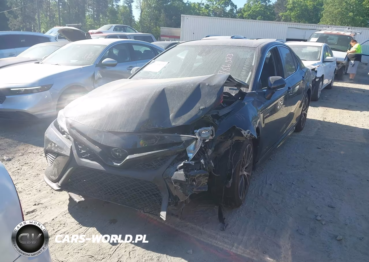 2020 Toyota Camry Se VIN:4T1M11AKXLU986523 - 2