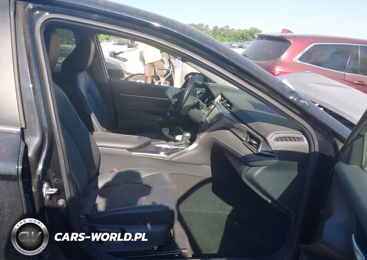 2020 Toyota Camry Se VIN:4T1M11AKXLU986523 - 5