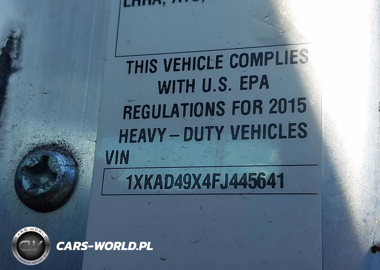 2015 Kenworth Construction T660 VIN:1XKAD49X4FJ445641 - 9
