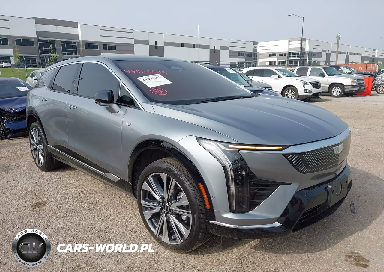 2025 Cadillac Optiq Luxury 2 Awd