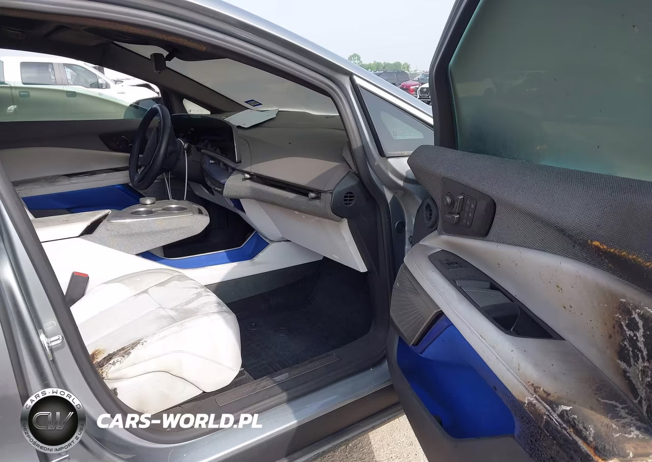 2025 Cadillac Optiq Luxury 2 Awd VIN:3GYK3DMR4SS198717 - 5