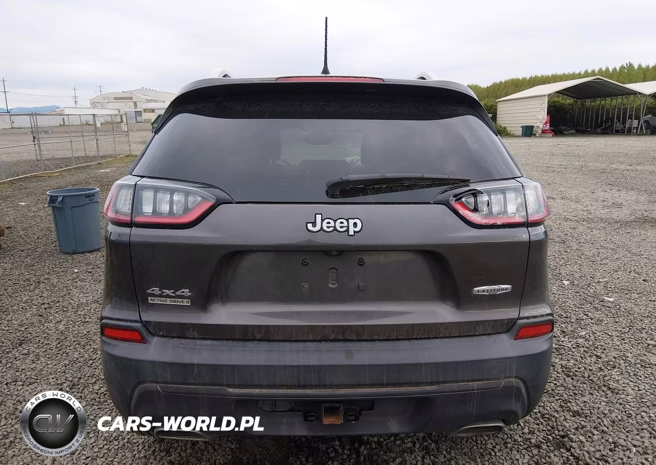 2019 Jeep Cherokee Latitude Plus 4X4 VIN:1C4PJMLX6KD139721 - 16