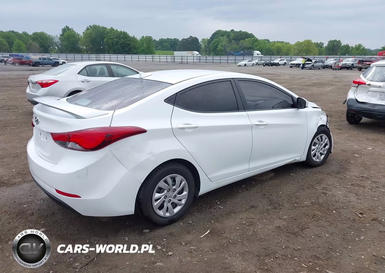 2016 Hyundai Elantra Se VIN:5NPDH4AE8GH783237 - 4