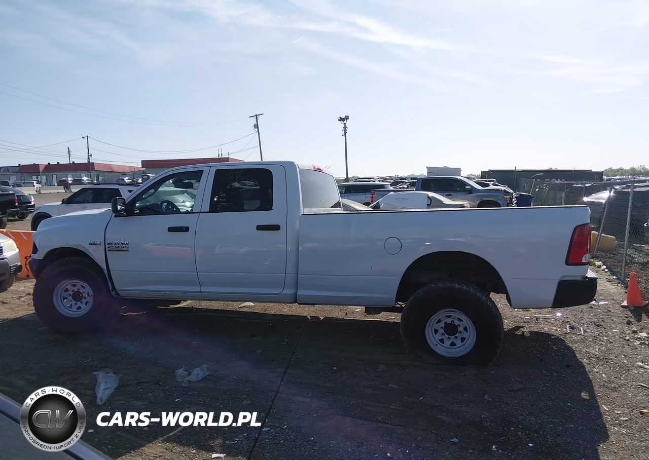 2018 Ram 2500 Tradesman 4X2 8' Box VIN:3C6TR4HT9JG204616 - 15