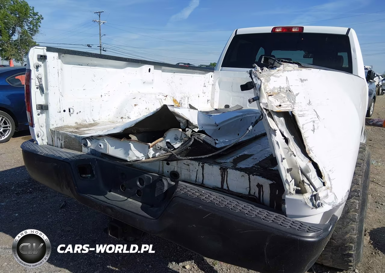 2018 Ram 2500 Tradesman 4X2 8' Box VIN:3C6TR4HT9JG204616 - 17